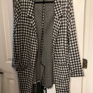 LULAROE GWEN BLAZER - XL, BLACK & WHITE